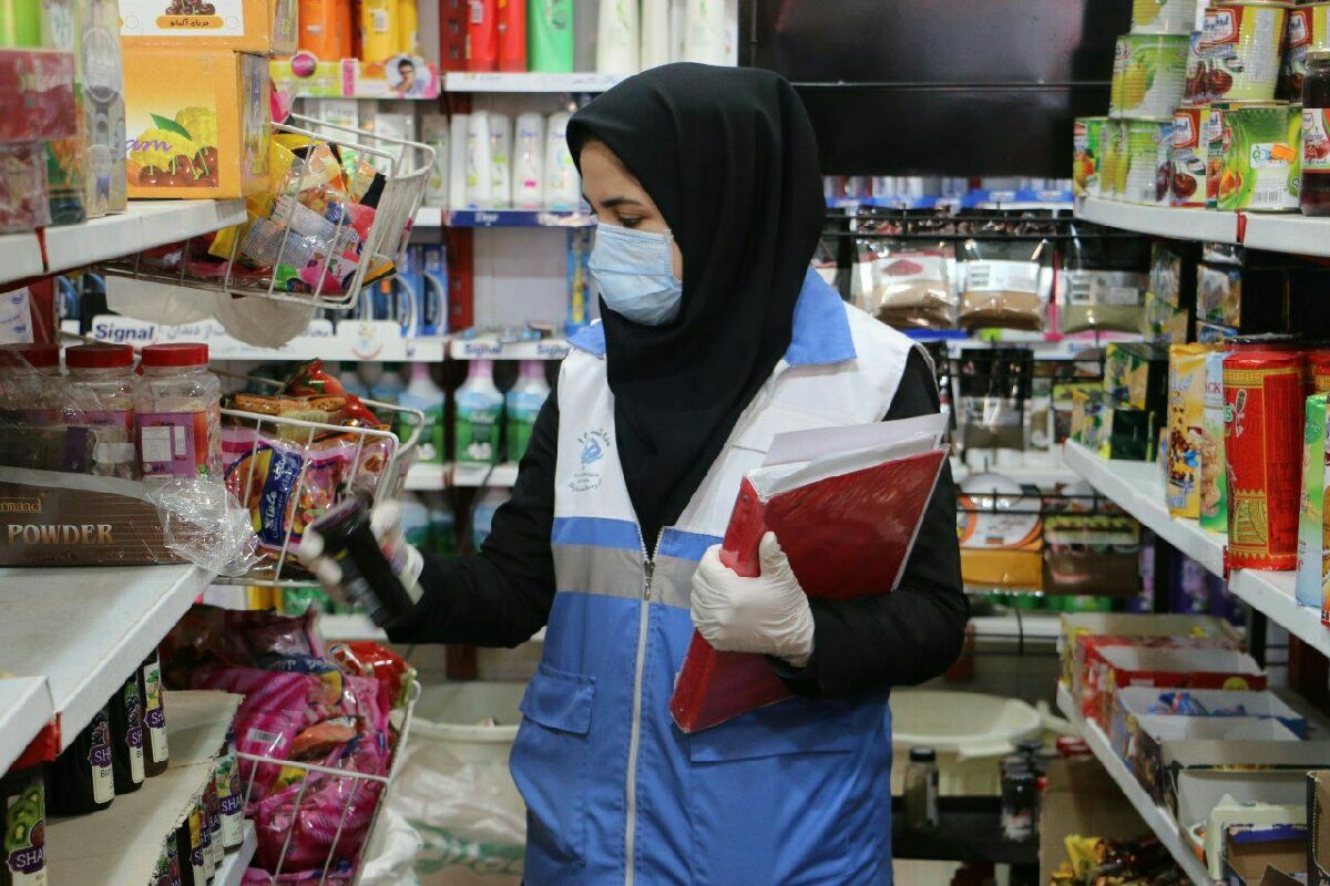 شناسایی ۵۷ مرکز تهیه و توزیع مواد غذایی متخلف در استان همدان