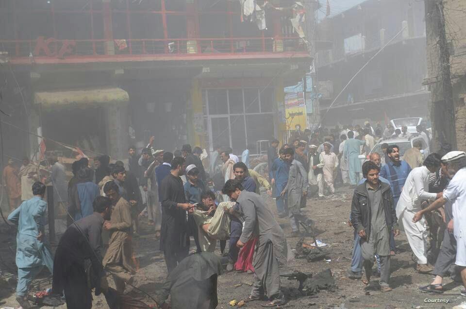 انفجار بمب در پاکستان با ۱۵ کشته و زخمی