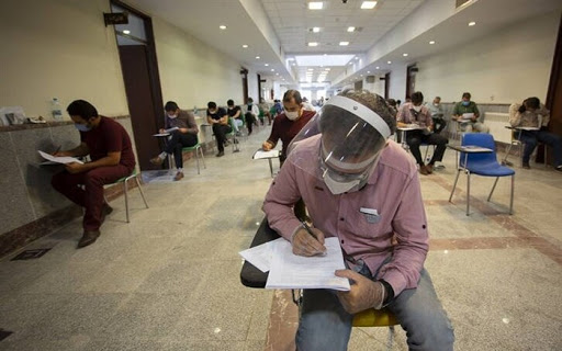 تامین ماسک داوطلبان کنکور در مسجدسلیمان