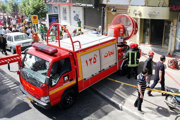اجرای دوازده عملیات مهار آتش و امداد و نجات در یک شبانه روز