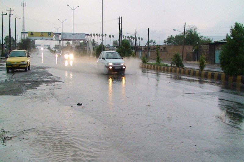جاری شدن سیلاب در قلعه رئیسی