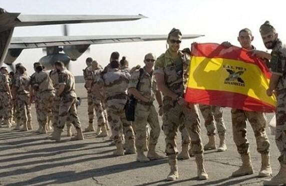 خروج نیرو‌های اسپانیایی از پایگاه نظامی بسمایه