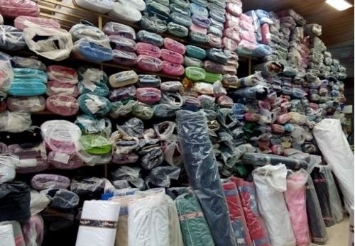 کشف ۱۰۰ هزار طاقه پارچه قاچاق در تهران