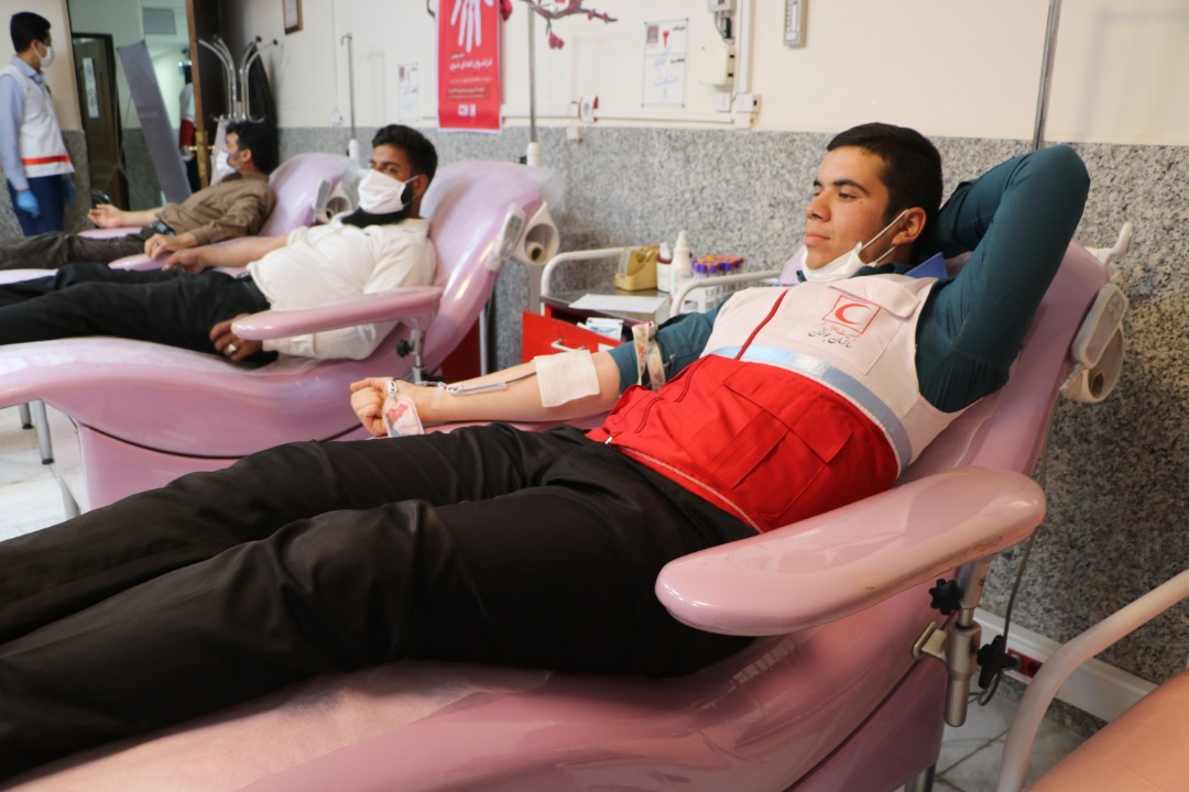 اهدای 224 واحد خونی توسط داوطلبان و جوانان هلال احمر