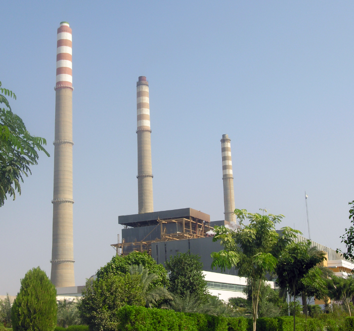 تولید برق در نیروگاه رامین اهواز