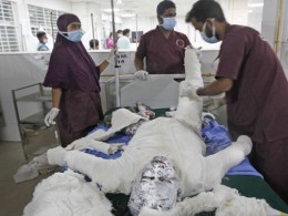 ۱۲ کشته بر اثر انفجار در یکی از مساجد بنگلادش