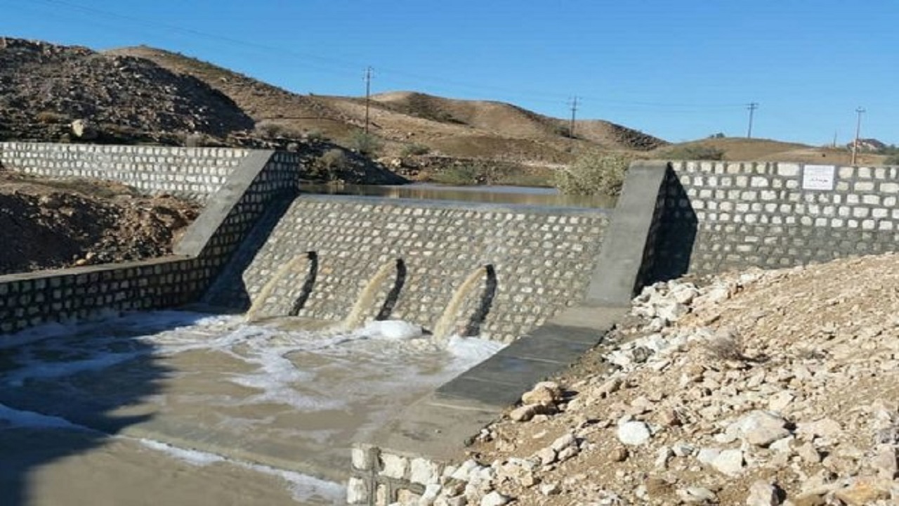 افتتاح ۱۴ طرح آبخیزداری در استان