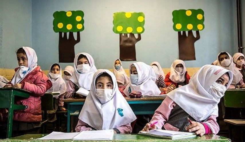 توزیع۴ هزار ماسک در مدارس لنده