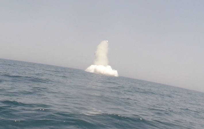 شلیک موفق موشک زیرسطح به سطح از زیردریایی
