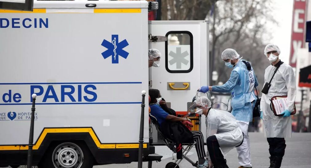 جهش بی سابقه آمار ابتلا و مرگ و میر کرونا در فرانسه