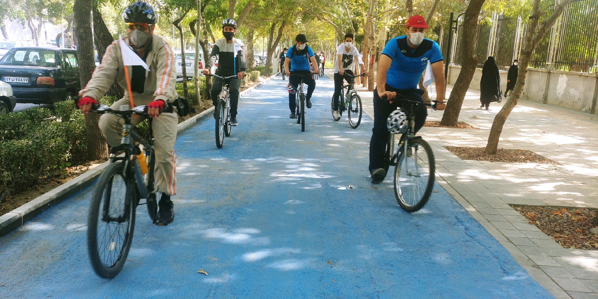 همایش دوچرخه سواری به مناسبت روز جهانی بدون خودرو