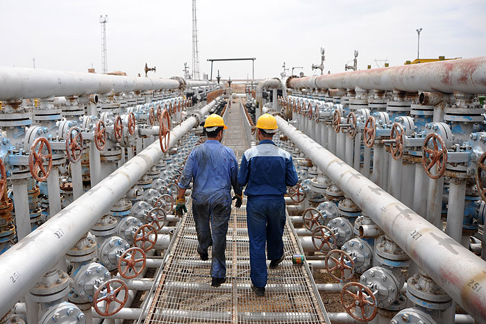 اجرایی شدن طرح توسعه ۲۸ مخزن نفتی در مناطق نفتخیز جنوب