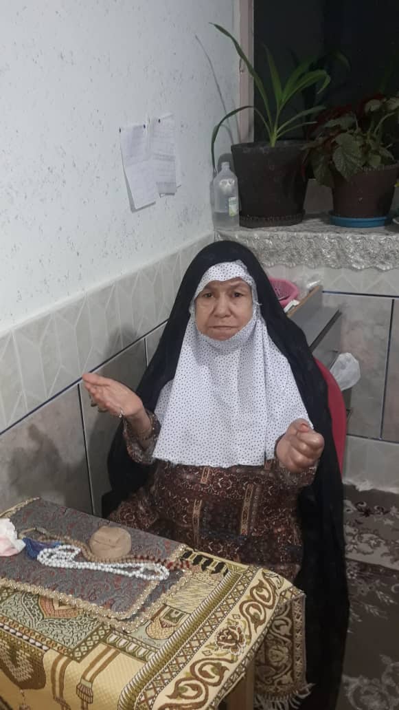 خاکسپاری مادر شهید والامقام سردار صالح در شرق اصفهان