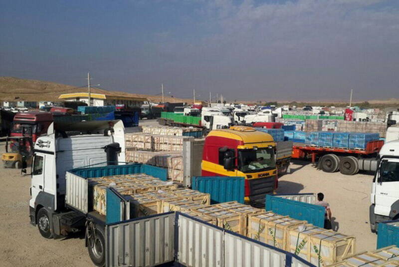 صادرات ۳۲۹ هزار تن کالا از مرز مهران به عراق