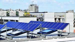 تجهیز ۸ مدرسه علمیه در کاشان به سلولهای خورشیدی