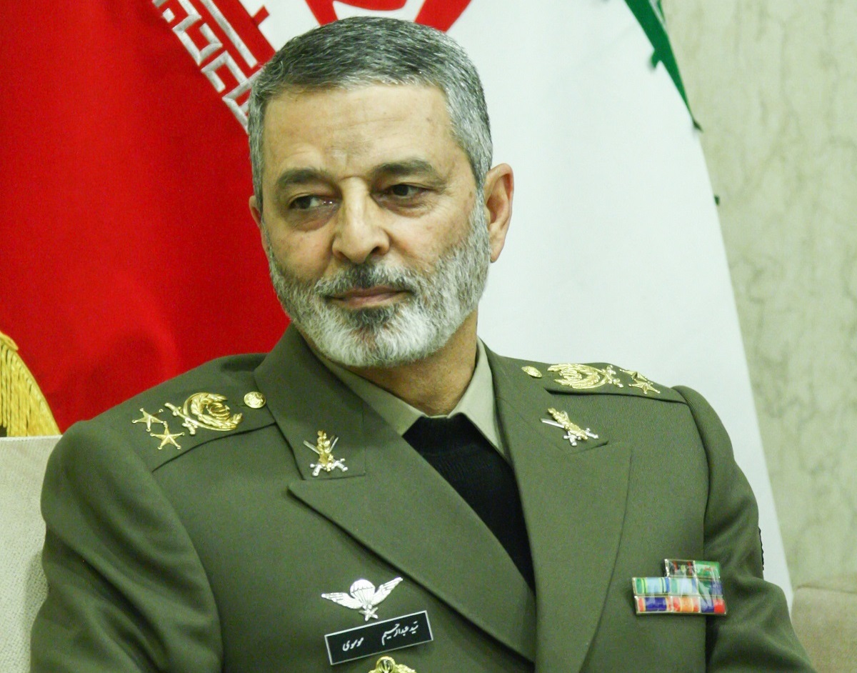 پیام تبریک فرمانده کل ارتش به مناسبت روز نیروی انتظامی