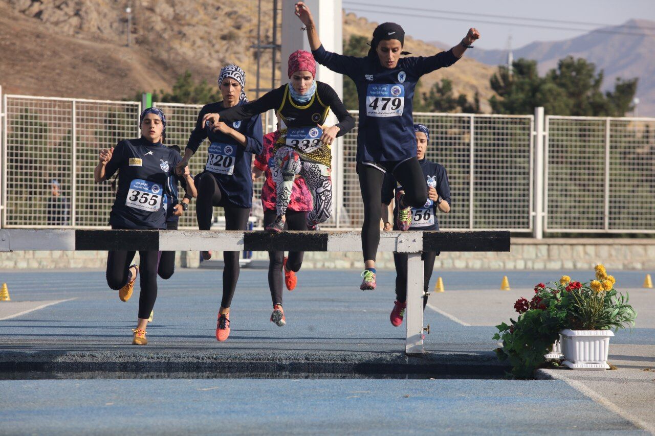 پاداش رکوردشکنان بانوان دونده پرداخت شد