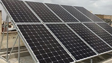 بهره برداری از پنل‌های خورشیدی در حاجی آباد