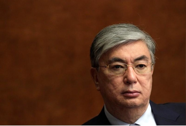 تاکید رئیس جمهور قزاقستان بر حل مشکل مردم قرقیزستان