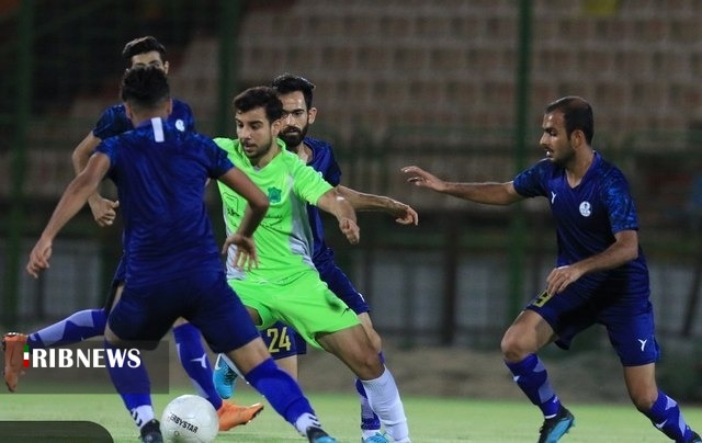اعزام تیم فوتبال صنعت نفت آبادان به تهران