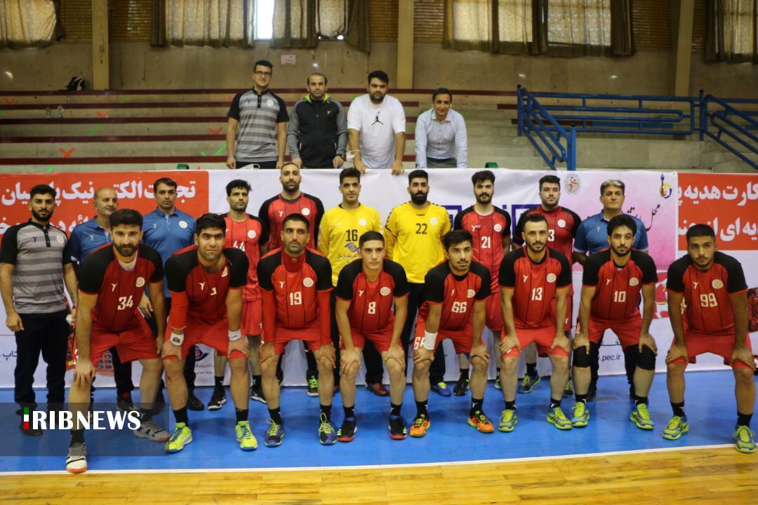 دیدار تیم شهید شاملی کازرون با نماینده هندبال اصفهان