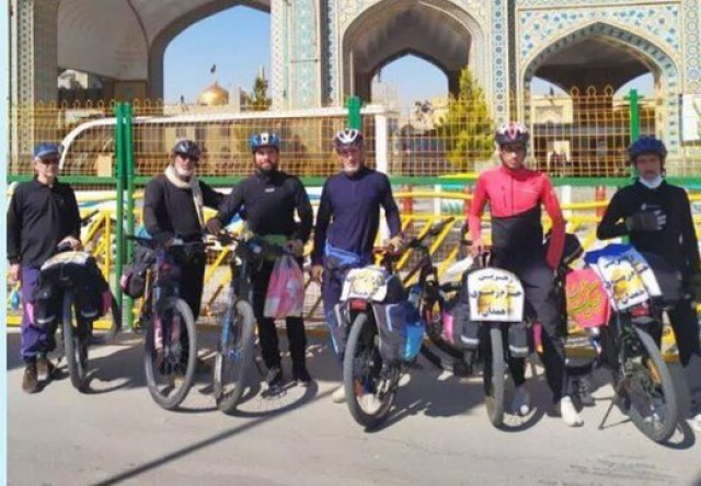 رکاب زدن دوچرخه سواران همدانی تا مشهد