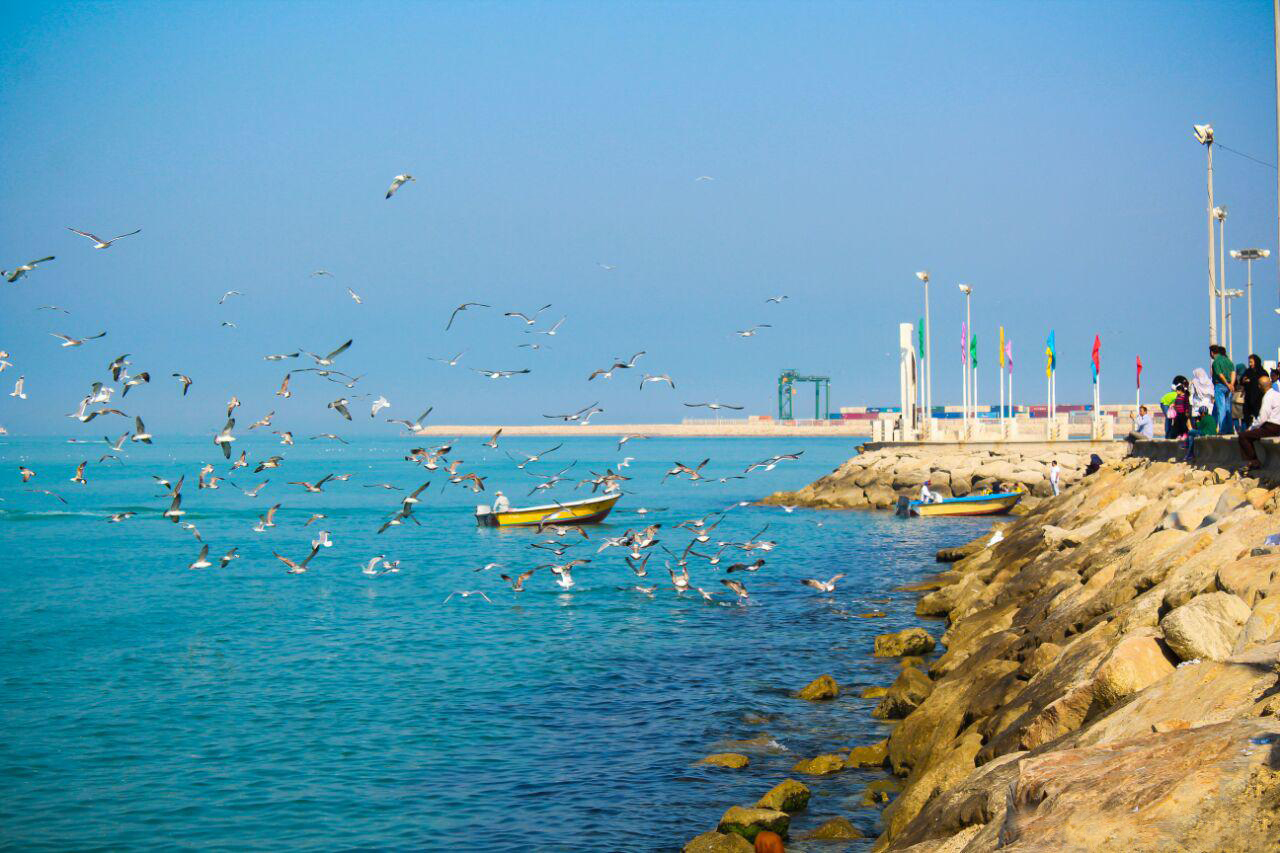 آرامش نسبی جو و دریا در استان بوشهر