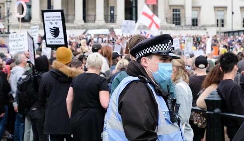 راهپیمایی در اعتراض به محدودیت‌های کرونایی در انگلیس