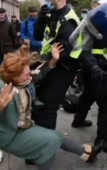هشت زخمی در درگیری پلیس و تظاهرکنندگان درلندن