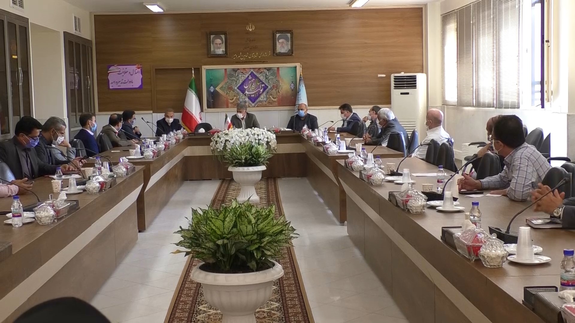 جلسه روند بررسی تشکیل منطقه اقتصادی ویژه در شهرستان شاهین شهر و میمه