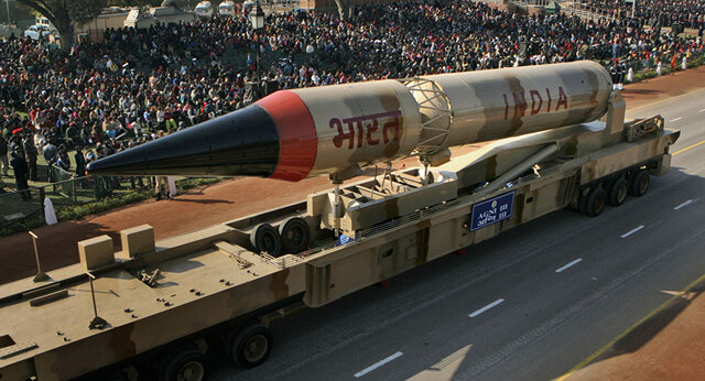 آزمایش موفقیت آمیز موشک هدایت شونده ضد تانک در هند