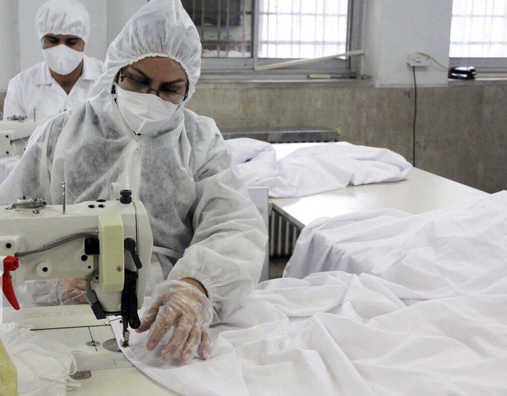 تولید روزانه ۱.۵میلیون عدد ماسک در آذربایجان شرقی