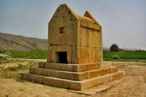 زلزله به آثار تاریخی دشتستان آسیبی نرساند