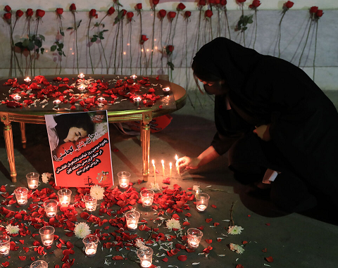 جمعی از دانشجویان دانشگاه آزاد مشهد حمله به دانشگاه کابل را محکوم کردند