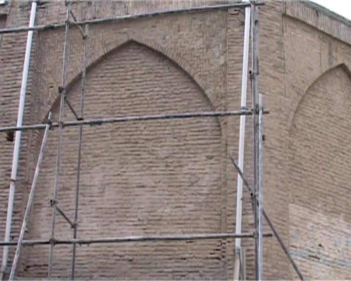 آغاز مرمت و بهسازی ضلع شمالی مسجد جامع گلپایگان