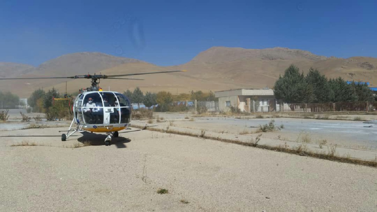 اعزام بالگرد اورژانس ۱۱۵ به روستای سخت گذر