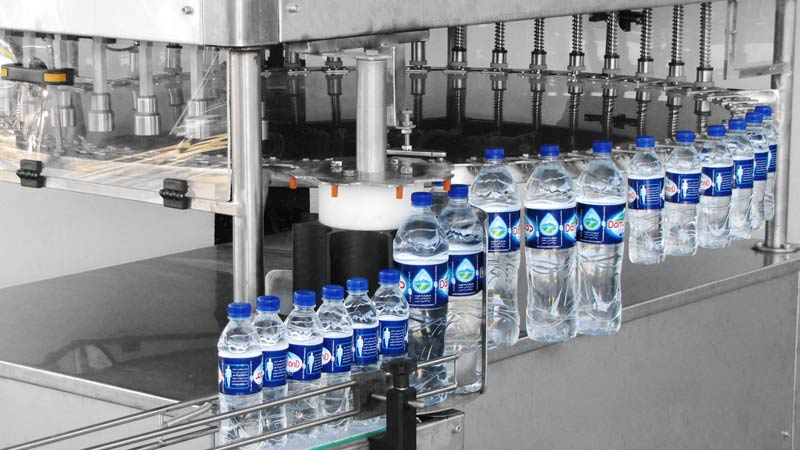 صادرات آب معدنی جاسک به کشور عمان