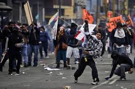 اعتراض صدها پرویی به برکناری رئیس جمهور این کشور
