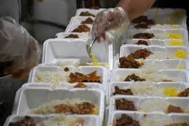 توزیع بیش از ۱۰۷ هزار پرس غذای گرم دربین آسیب دیدگان از کرونا در تربت حیدریه