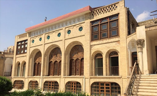 واگذاری ۱۰ بنا و عمارت تاریخی استان بوشهر به بخش خصوصی