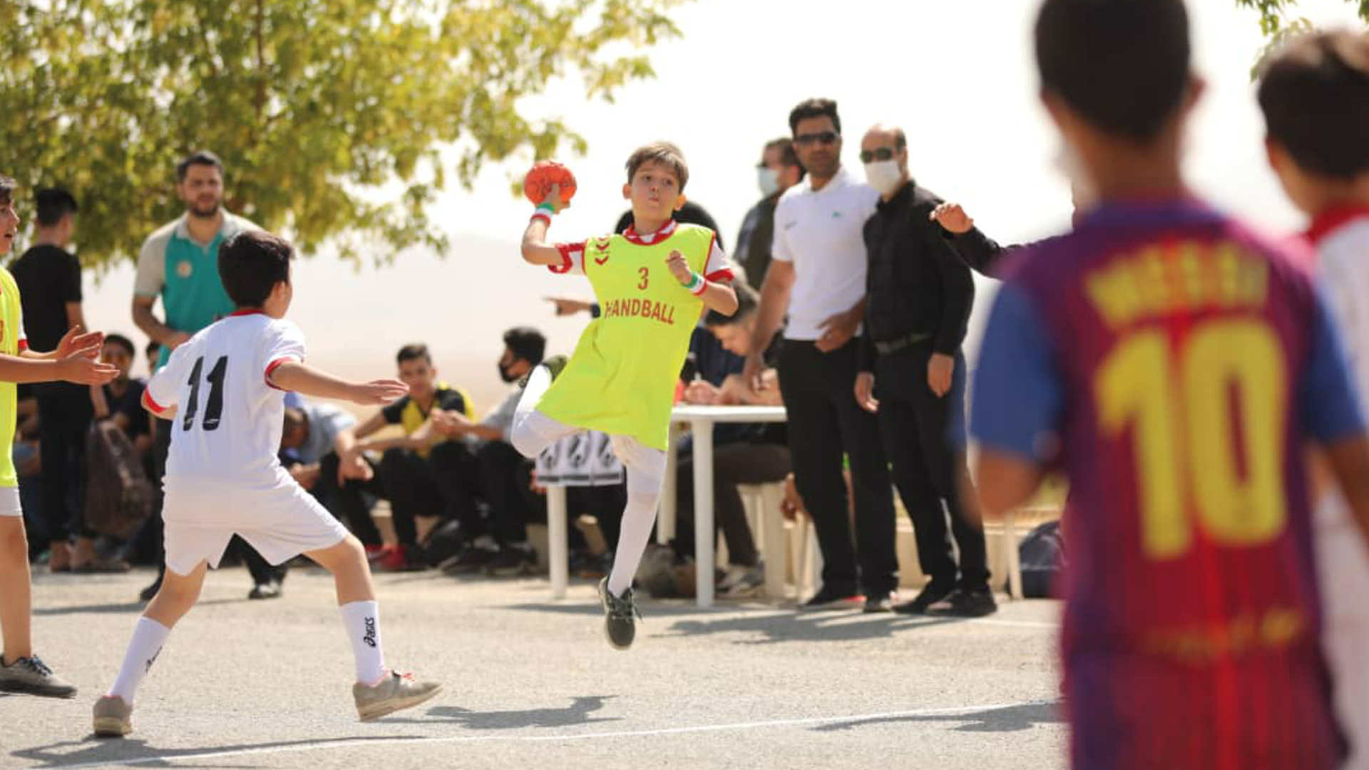 اولین دوره از مسابقات هندبال خیابانی در خراسان شمالی