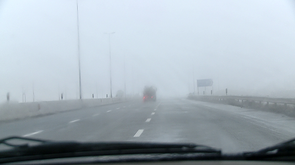 مه آلودی جاده های زنجان / احتیاط کنید