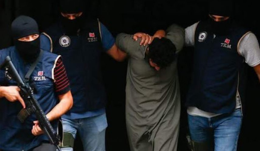 بازداشت ۱۱ مظنون به ارتباط با داعش در ترکیه