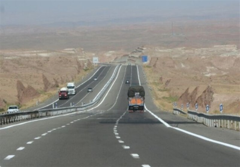 کاهش ۶۰ درصدی تردد خودرو‌ها در خوزستان