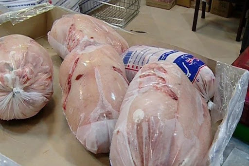 ادامه توزیع مرغ منجمد در تهران