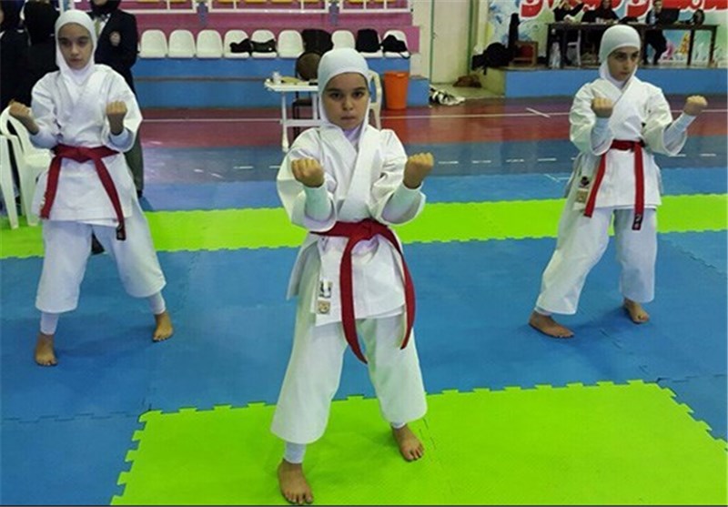 رقابت دختران کاراته کای سنگ آهن بافق در هفته دوم لیگ کاتا