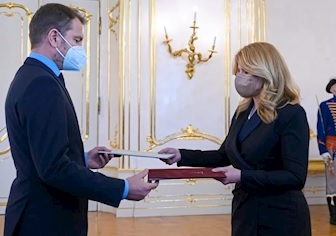 موافقت رییس جمهور اسلواکی با استعفای نخست وزیر این کشور