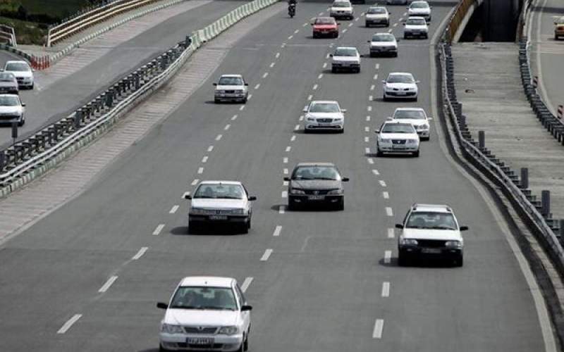 ثبت بیش از ۸۶۶ هزار تردد خودروی مسافران نوروزی در محور‌های استان