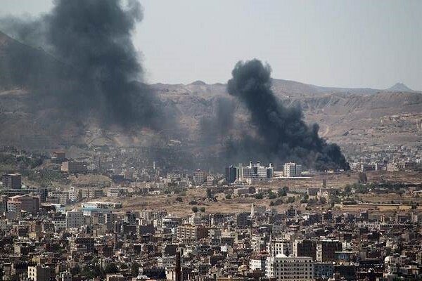 جنگنده‌های سعودی بازاری در صعده را بمباران کردند
