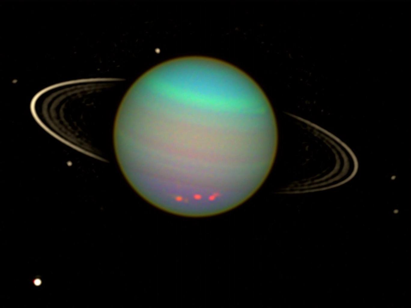 شناسایی پرتو‌های ایکس ارسالی از اورانوس